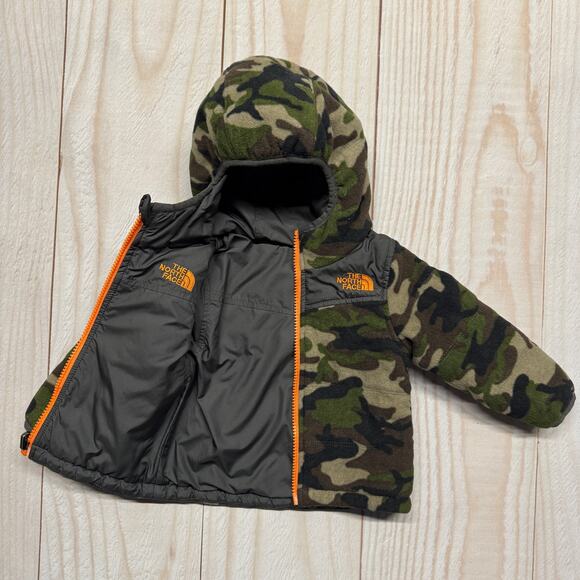 The North Face Other - The North Face Baby 6-12M Reversible Full-Zip Hooded Jacket Camo/Gray